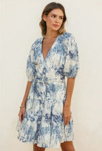 Cargar imagen en el visor de la galería, Noa Dress
