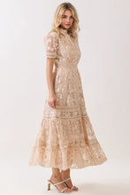 Cargar imagen en el visor de la galería, Arel Moka Dress
