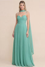 Cargar imagen en el visor de la galería, Oryelle Dress
