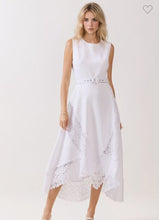 Cargar imagen en el visor de la galería, Ross White Dress
