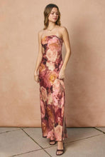 Cargar imagen en el visor de la galería, Hireine Dress
