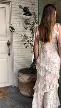 Cargar imagen en el visor de la galería, Laila Dress
