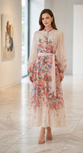 Cargar imagen en el visor de la galería, Pedralia Rose Dress
