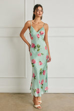 Cargar imagen en el visor de la galería, Isa Floral Dress
