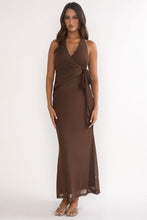 Cargar imagen en el visor de la galería, Olissia Brown Dress
