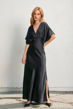 Cargar imagen en el visor de la galería, Nahira Dress
