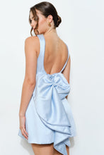 Cargar imagen en el visor de la galería, Yvette Dress
