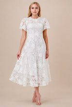 Cargar imagen en el visor de la galería, Crizz White Dress
