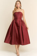 Cargar imagen en el visor de la galería, Selene Midi Dress
