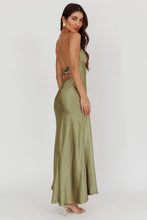 Cargar imagen en el visor de la galería, Lysa Dress
