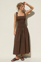 Cargar imagen en el visor de la galería, Eveline Dress
