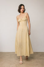 Cargar imagen en el visor de la galería, Butter Lemon Dress
