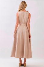 Cargar imagen en el visor de la galería, Valeska Dress
