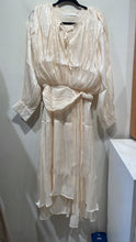 Cargar imagen en el visor de la galería, Yazz Dress
