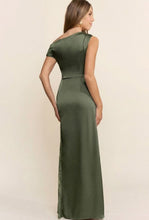 Cargar imagen en el visor de la galería, Laurett Dress
