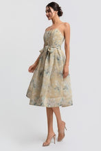 Cargar imagen en el visor de la galería, Elowen Midi Dress
