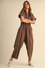 Cargar imagen en el visor de la galería, Brown Jumpsuit
