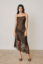 Cargar imagen en el visor de la galería, Antoinette Dress

